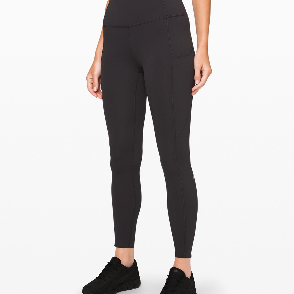 Lululemon Fast and Free High-Rise side pockets